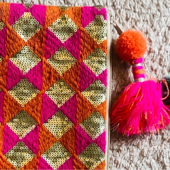 Anthropologie sequin and embroidery clutch 9” x 7” zip closure, tassel end - Picture 5 of 6